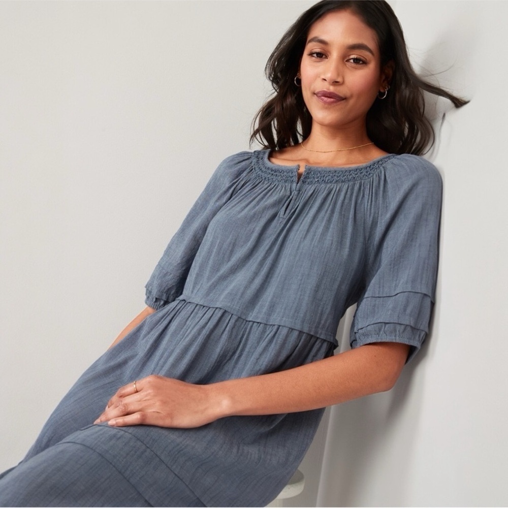 NWT Old Navy Puff-Sleeve Chambray Smocked Midi Swing Dress - Picture 4 of 8